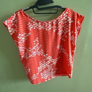 Manuheali’i Women’s shirt XS